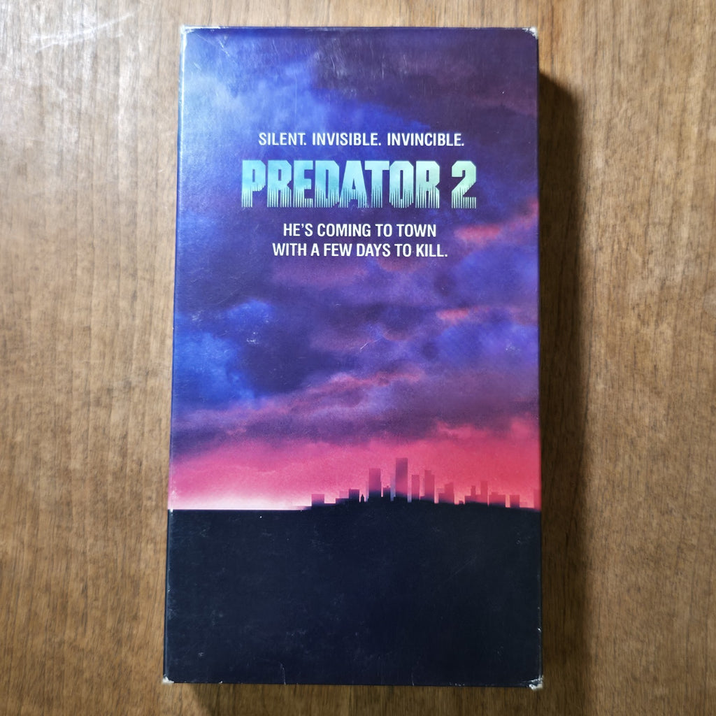 Predator 2 VHS 1996 Sci-Fi Action Danny Glover Gary Busey