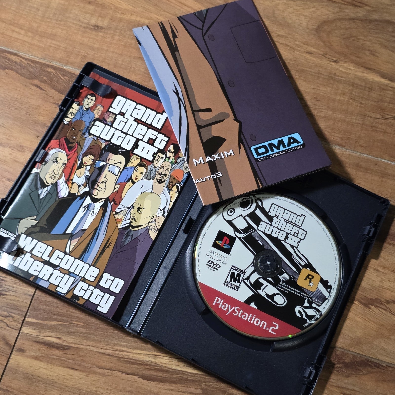 Grand Theft Auto III 2001 Sony Playstation 2 PS2 Red Label Rockstar Games CIB