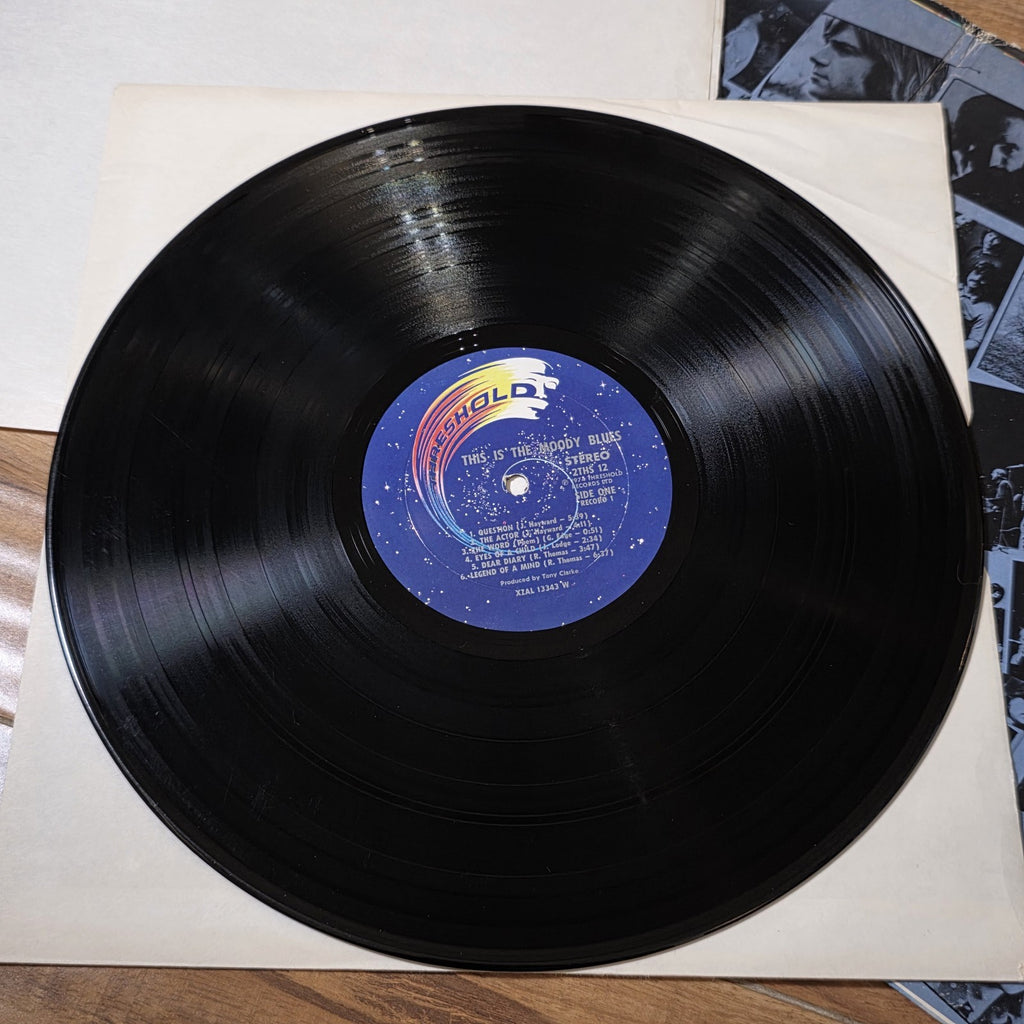 The Moody Blues - This Is The Moody Blues Compilation 1974 Rock Vinyl LP 12" VG+