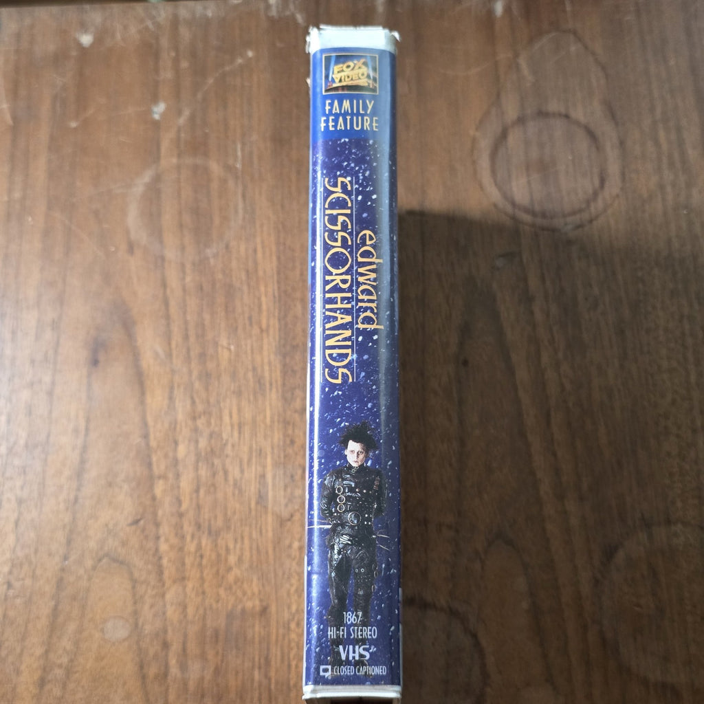 Edward Scissorhands VHS 1990 Fantasy Drama Johnny Depp Clamshell