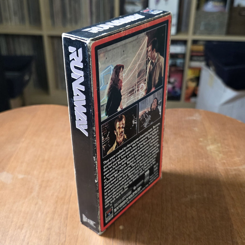 Runaway VHS 1985 Sci-Fi Action Tom Selleck Gene Simmons Kirstie Alley