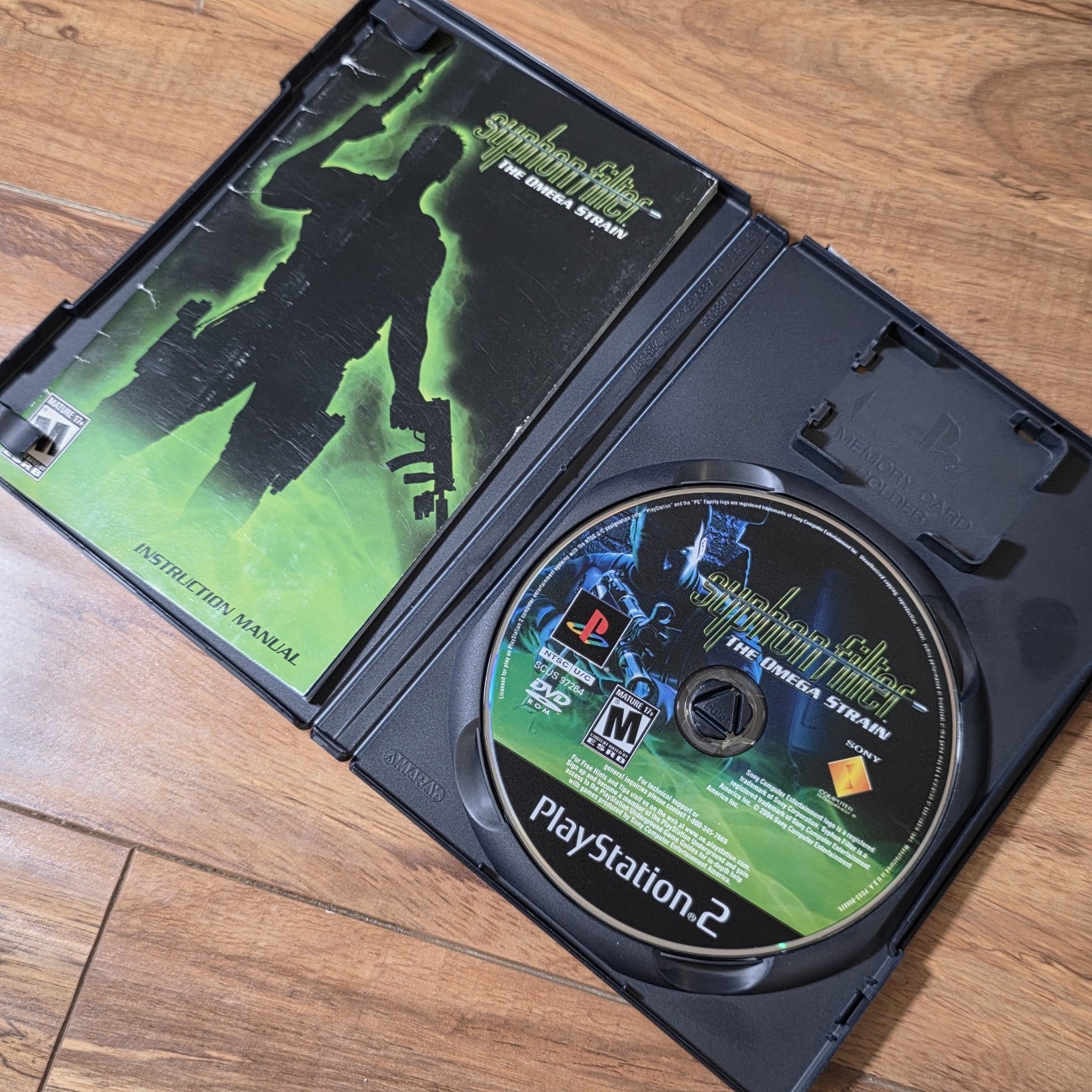 Syphon Filter The Omega Strain 2004 Sony Playstation 2 Bend Studio Shooter CIB