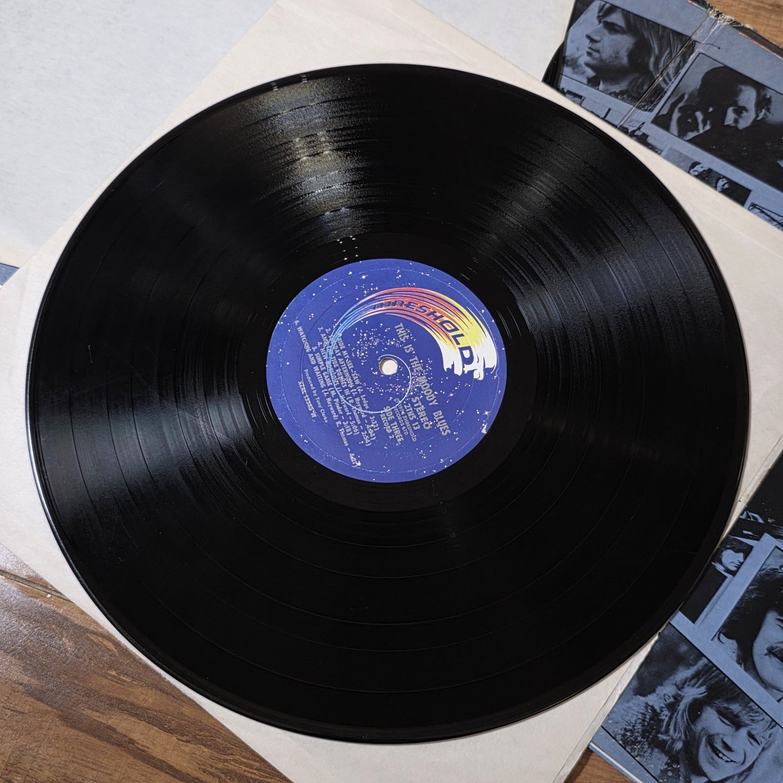 The Moody Blues - This Is The Moody Blues Compilation 1974 Rock Vinyl LP 12" VG+