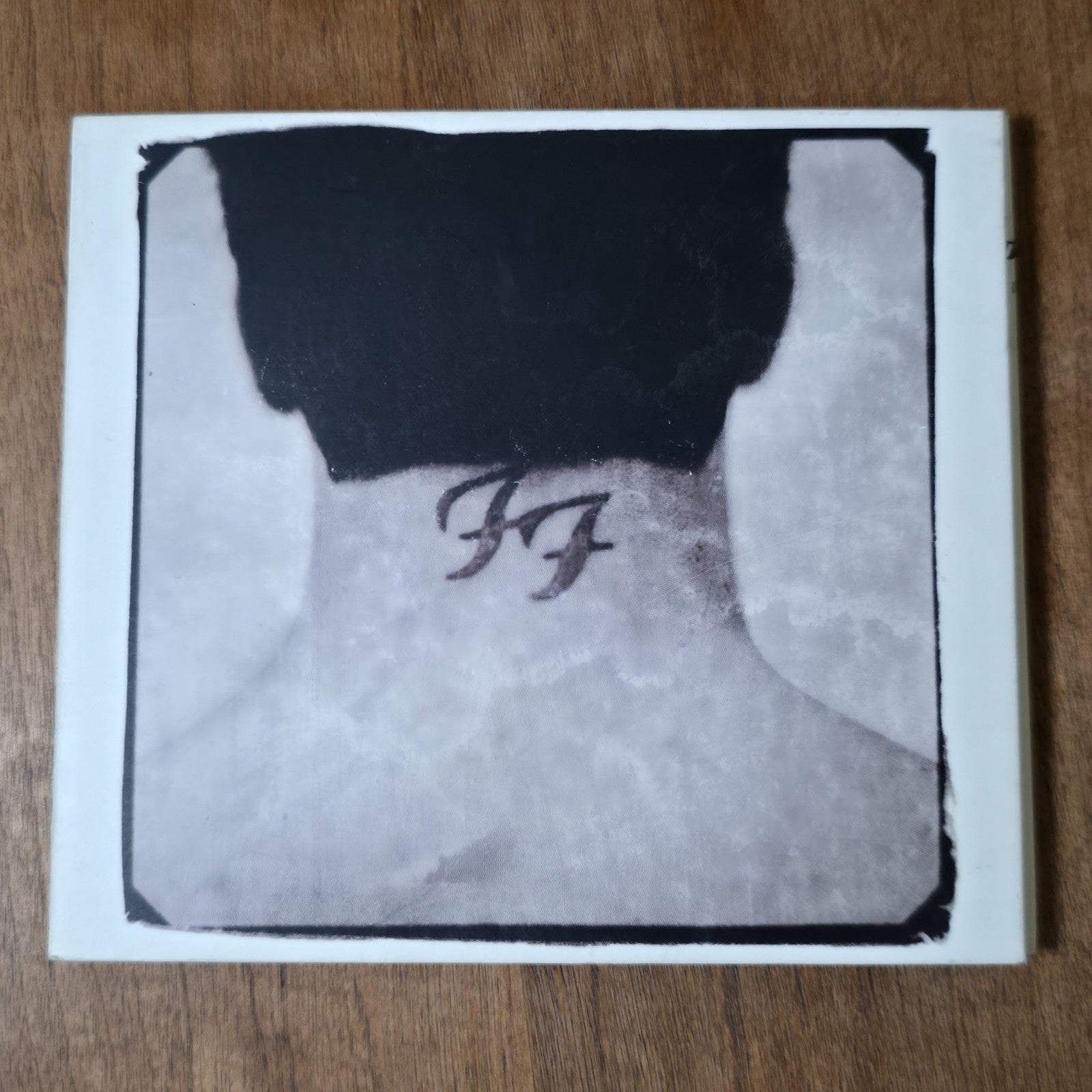 Foo Fighters - There Is Nothing Left to Lose CD Album 1999 Alternative Rock