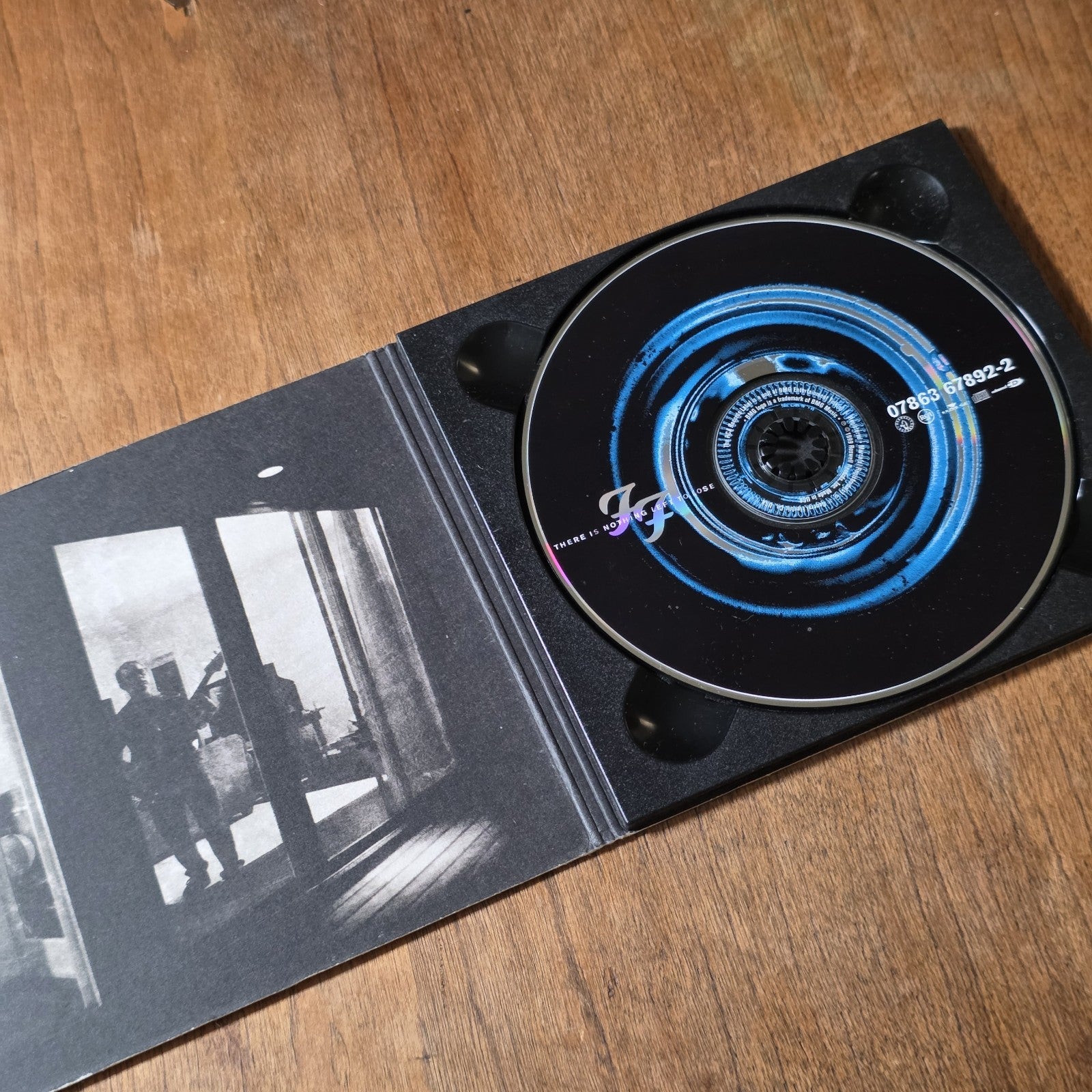 Foo Fighters - There Is Nothing Left to Lose CD Album 1999 Alternative Rock