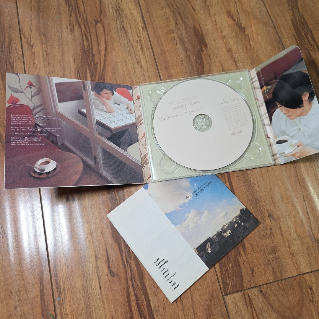 Vicky Fung - Journey Of Present CD Album 2007 Cantopop 冯允谦 擁抱現在